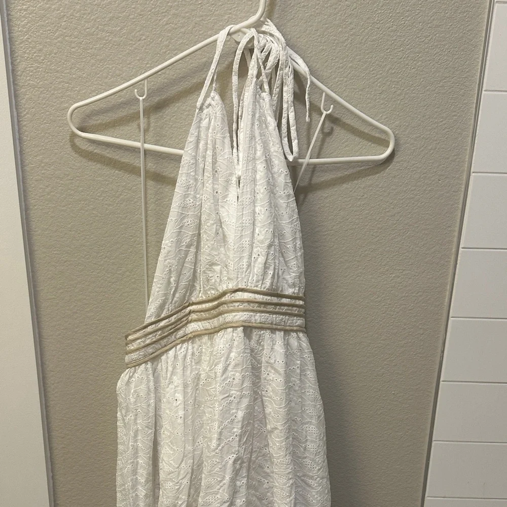 Parker White Dress with Cream Details - Picture 4 of 4